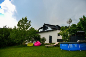 UpForest Villa